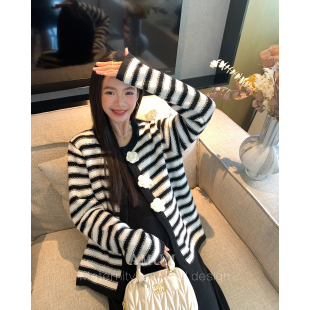 条纹钩花针织开衫 山茶花小香 上衣精致毛衣外套 AMUM孕妇装