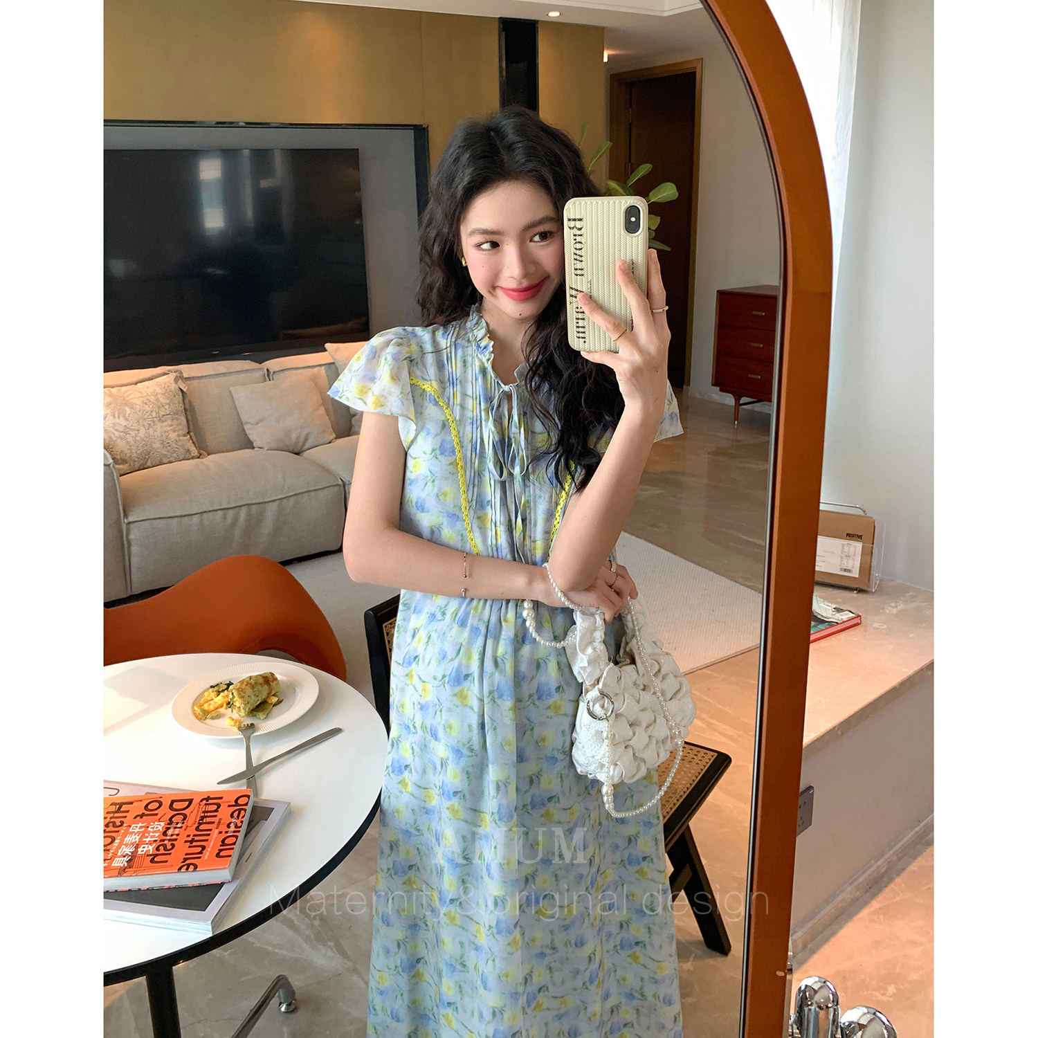 ◆AMUM孕妇装◆清冷大美人~碎花压条蕾丝边清新系绳飞飞袖连衣裙