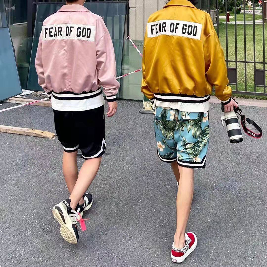 潮牌翻领春秋宽松勋章夹克图片