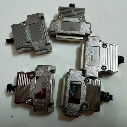 龙插头XM2S-25公头 母头。成色如图 1/个