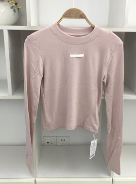 白色长袖T恤女圆领修身打底衫