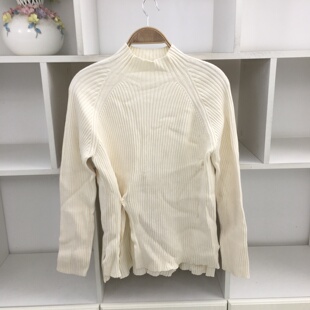 冬季轻商务半高领套头针织衫女米白色修身显瘦百搭保暖毛衣