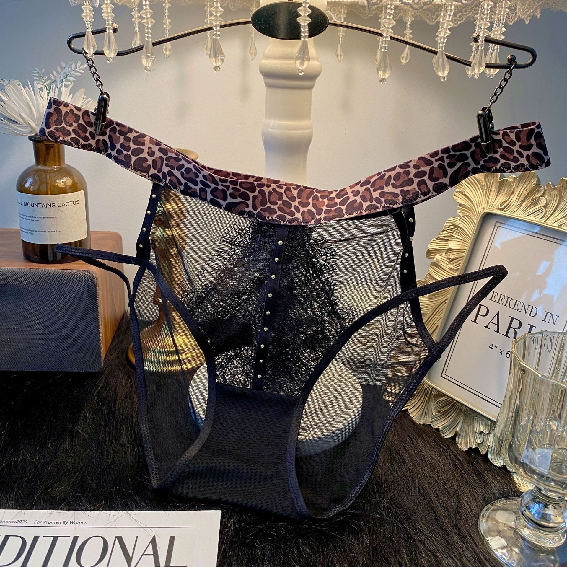 低腰性感蕾丝少女内裤