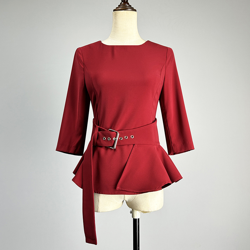 酒红色七分袖弹力修身圆领衬衫