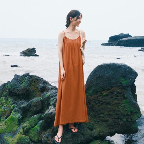 AHUI 褶皱肌理感度假风吊带裙  清库存 特