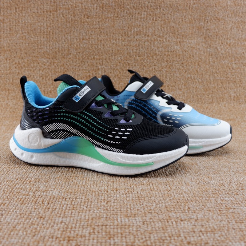 实体男大童鞋春秋季网面透气运动鞋38-43码青少年轻便防滑休闲鞋