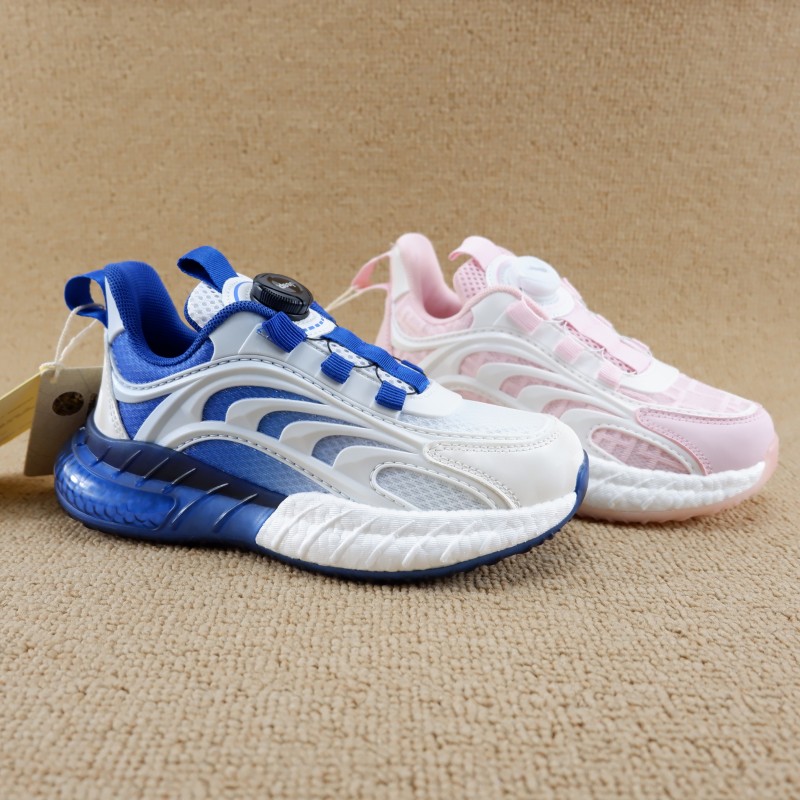 春秋款儿童运动鞋透气轻便