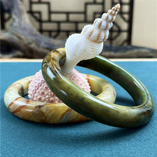 手镯少女款礼物天然岫玉