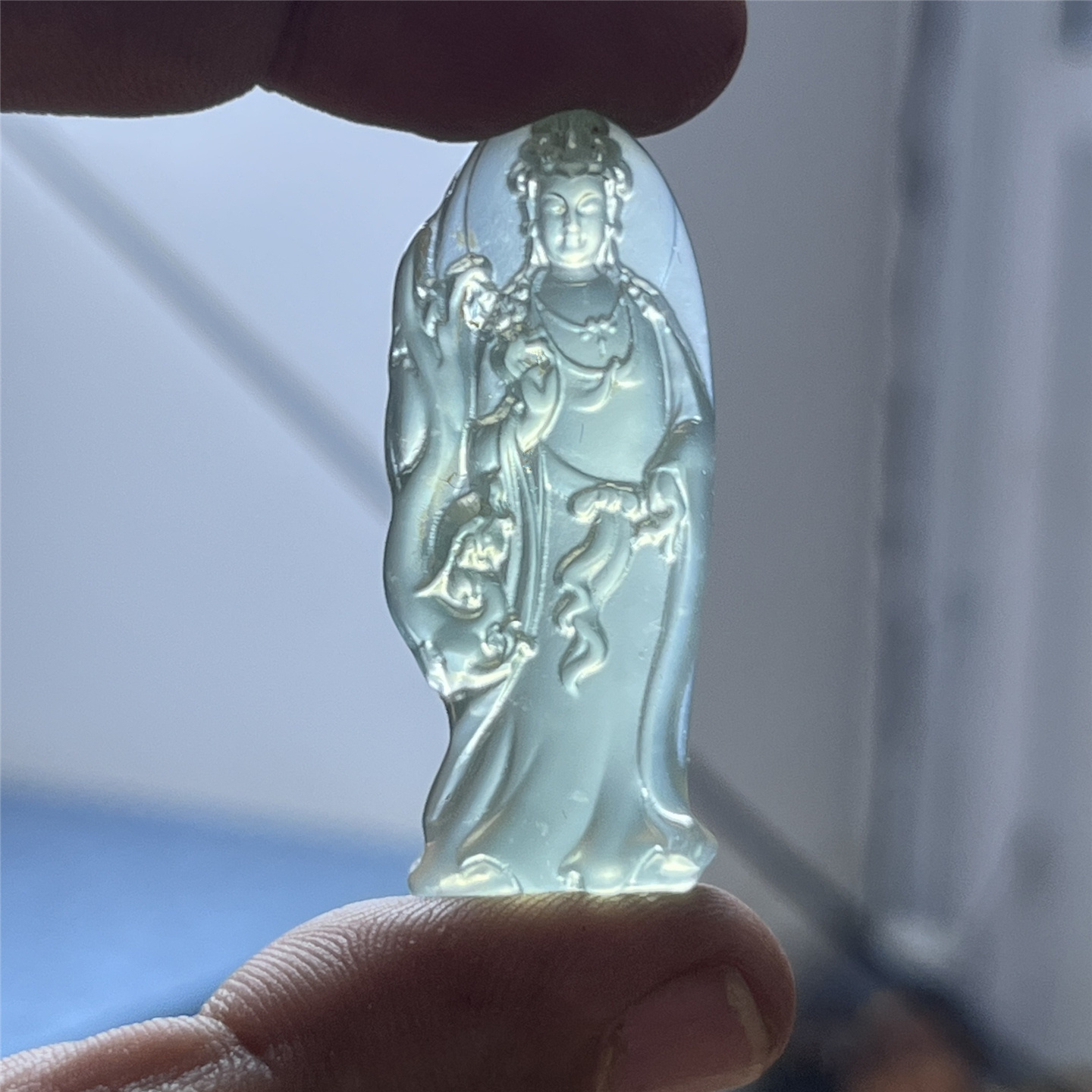 天然岫玉小尺寸觀音菩薩吊墜