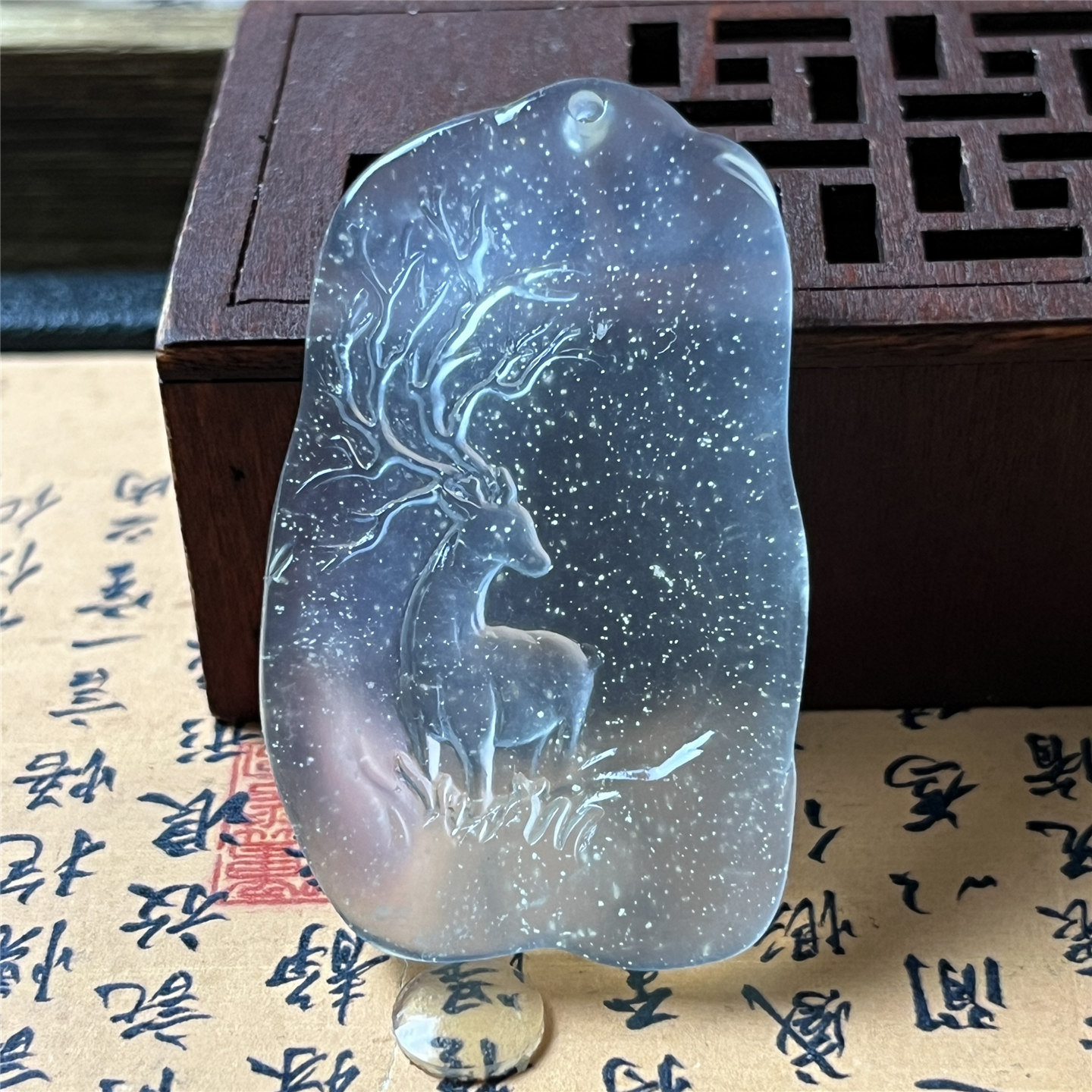 天然岫玉梅花鹿吊坠保真冰种雪花棉随型高品质玉石挂件男女款礼物
