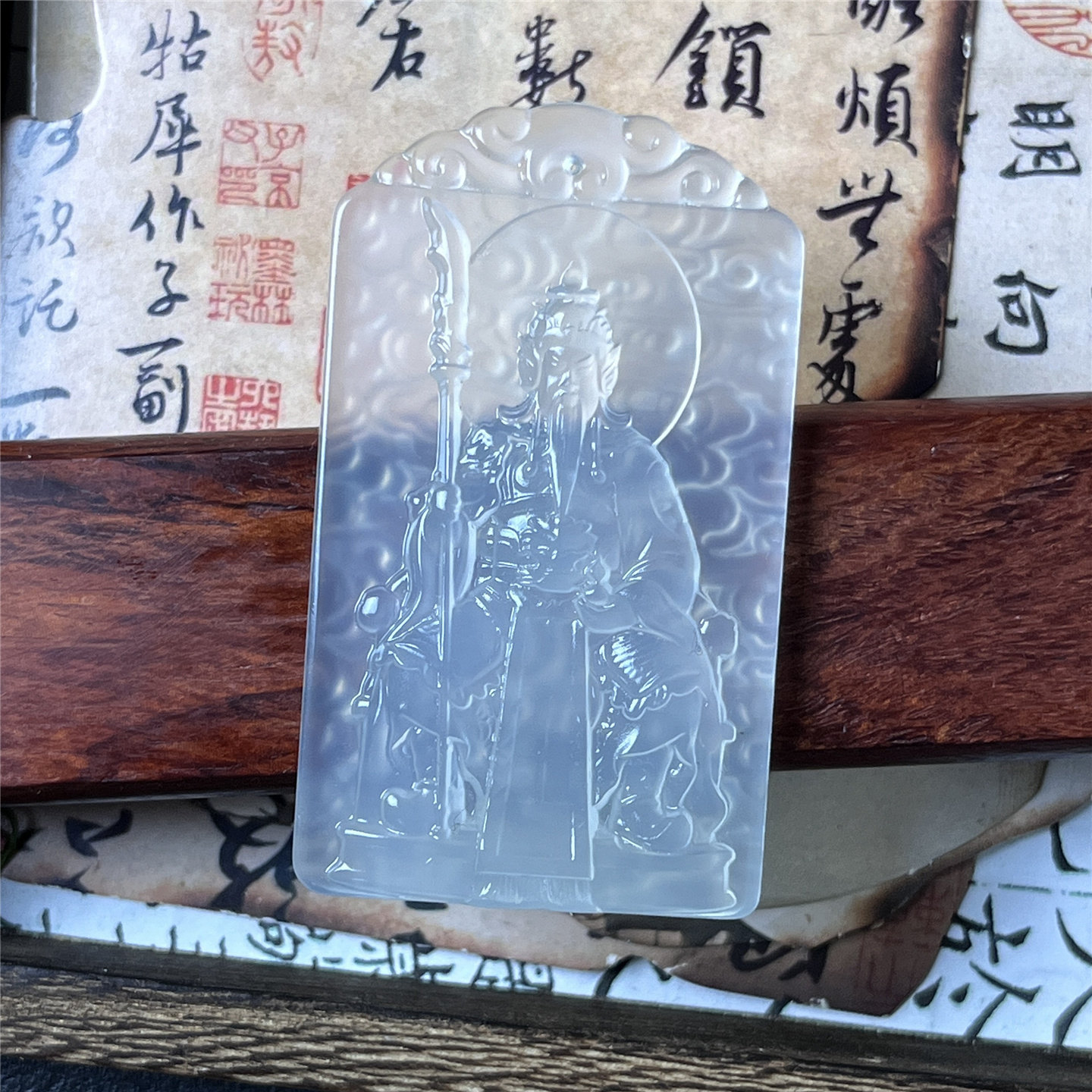 天然岫玉关公武财神吊坠保真精雕仿古人物收藏品质实物拍摄男女款