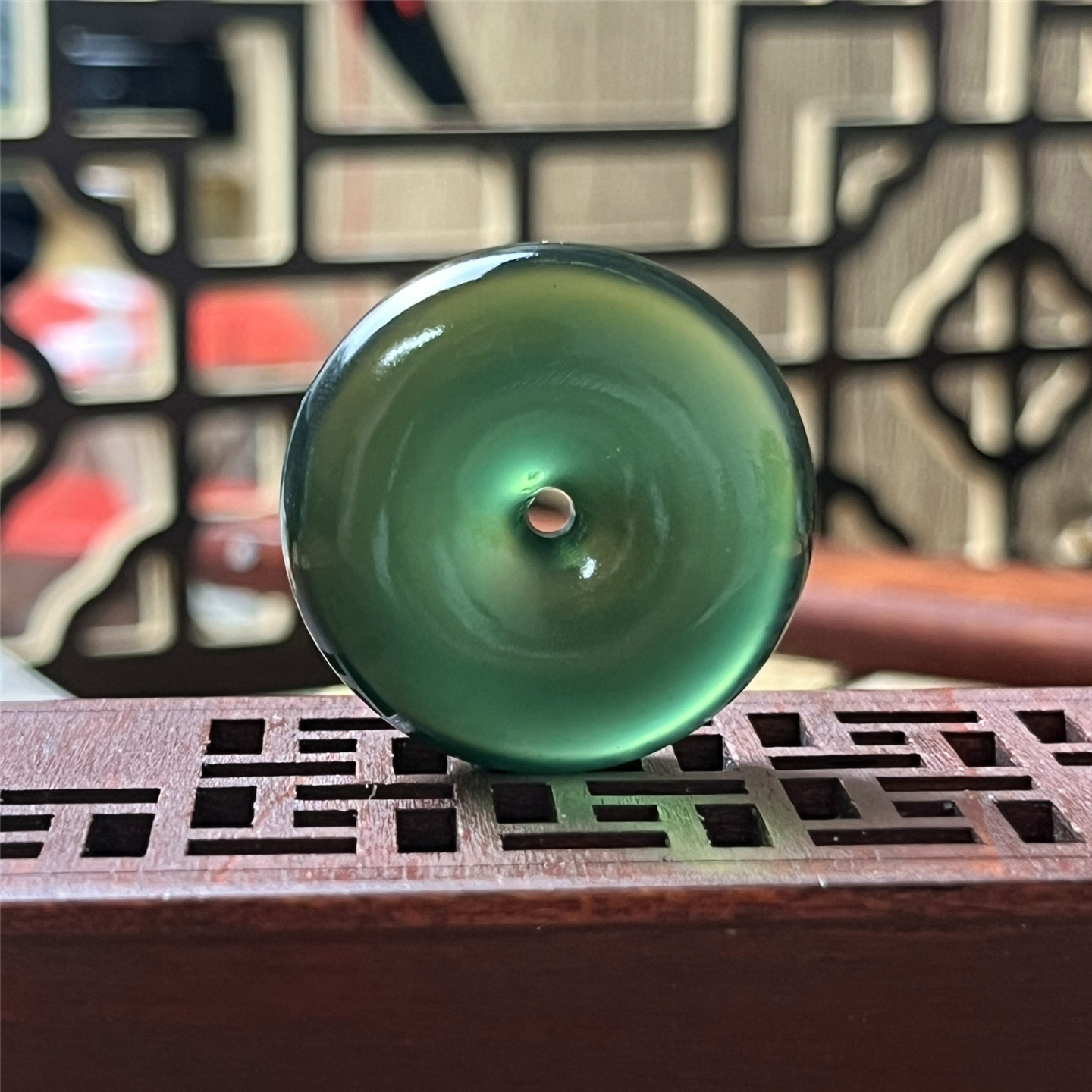 天然岫玉180料吊坠透绿玉石挂件男女款深绿百搭玉挂坠带黑点玉坠1