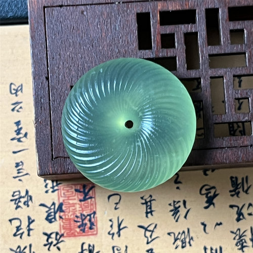 天然岫玉回纹平安扣吊坠保真双面