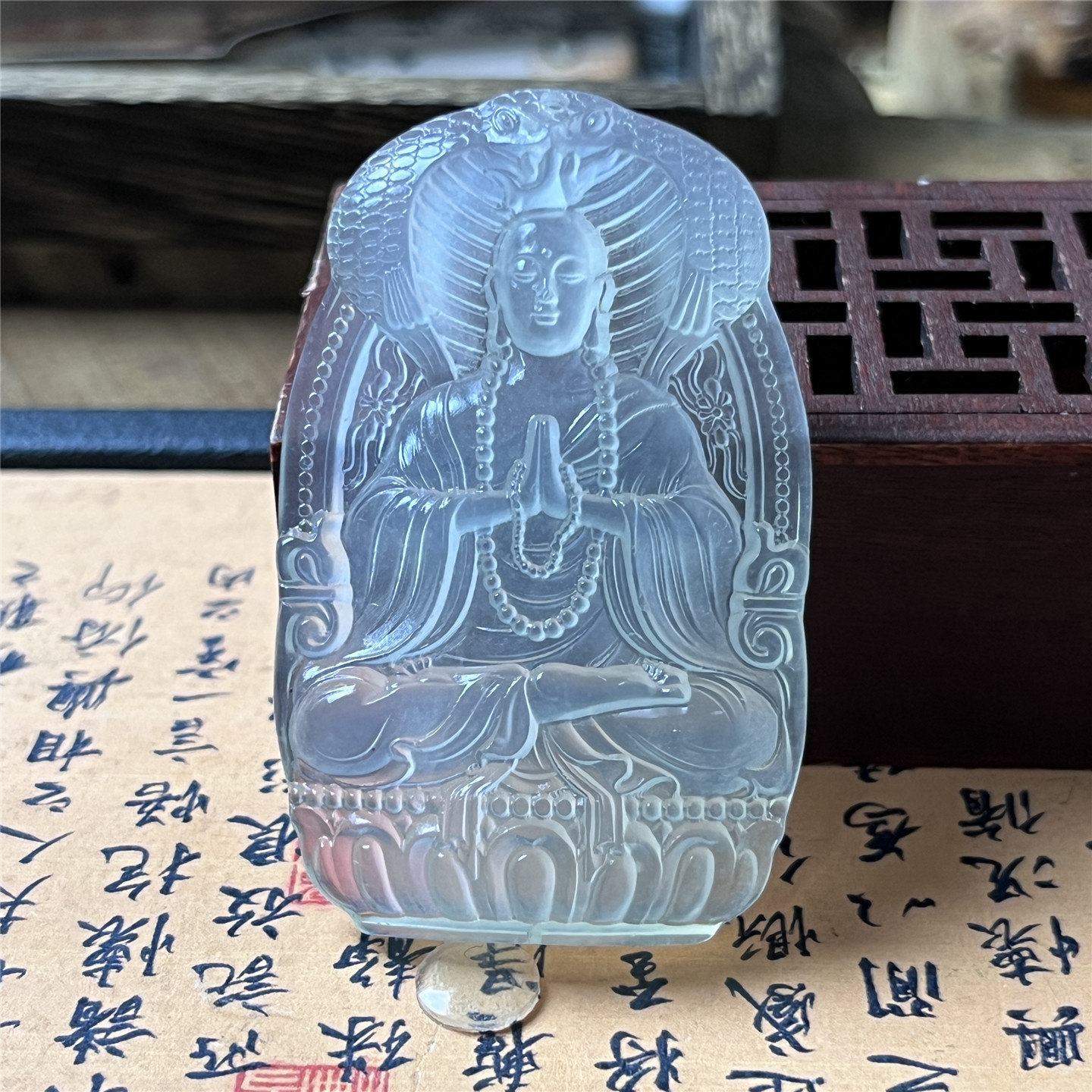 岫玉精工雕刻地藏王菩萨吊坠保真天然岫玉仿古人物挂件产地直发玉