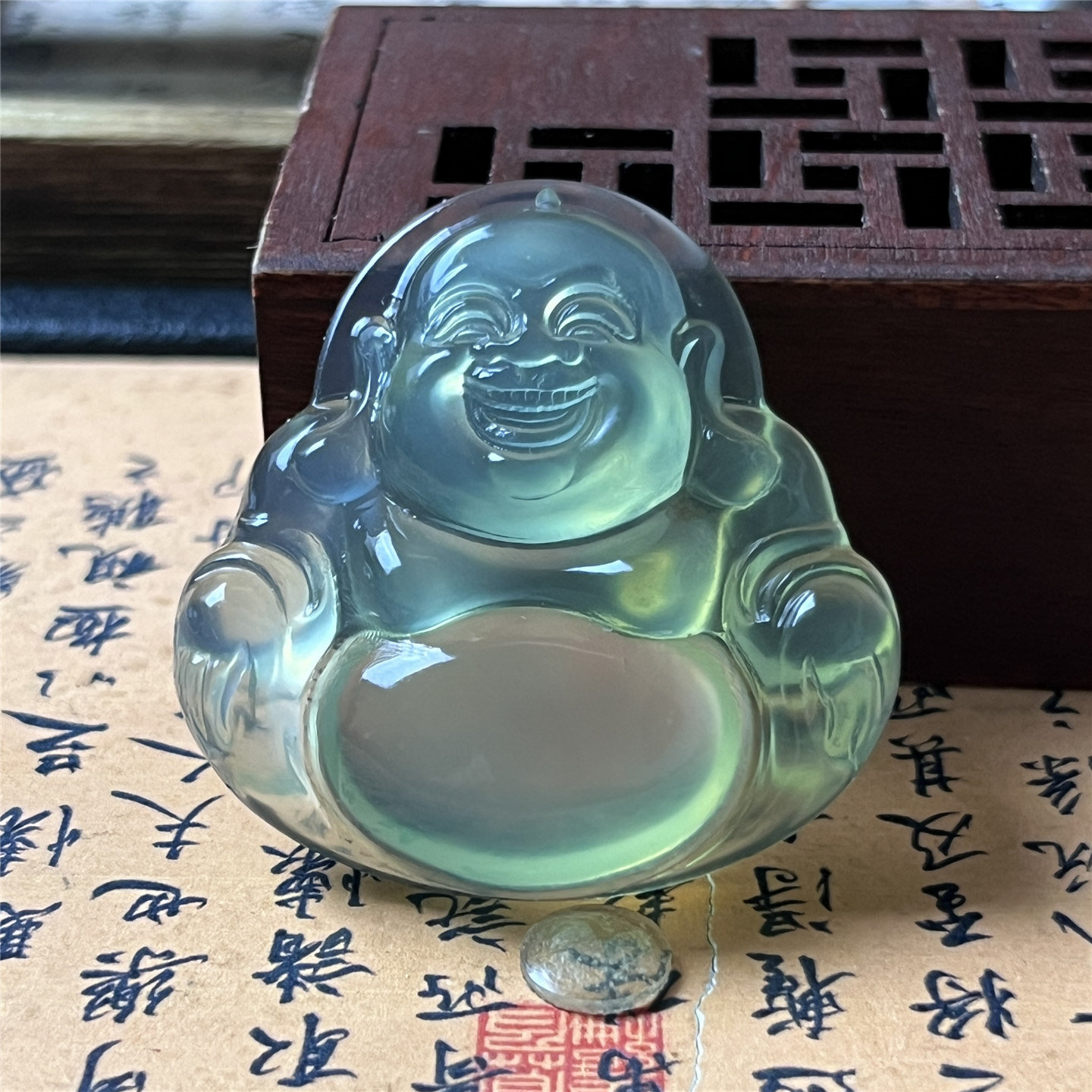 天然岫玉大肚佛公吊坠保真高荧光绿色玉石挂件男女款收藏级别礼物