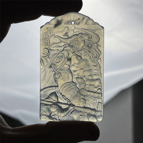 天然岫玉冰种牛魔王吊坠保真精雕