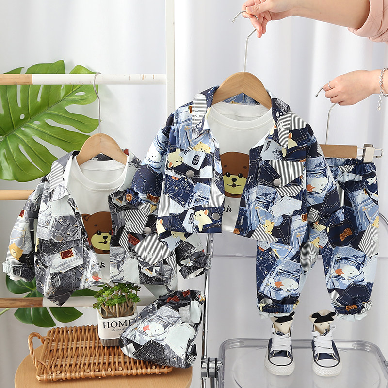 男童迷彩春装套装2026新款儿童洋气时髦宝宝休闲韩版帅气三件套潮