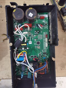 Z26W1-BVY4-3CQM(1) 志高变频挂机外机控制主板Pu925aY075-T线路