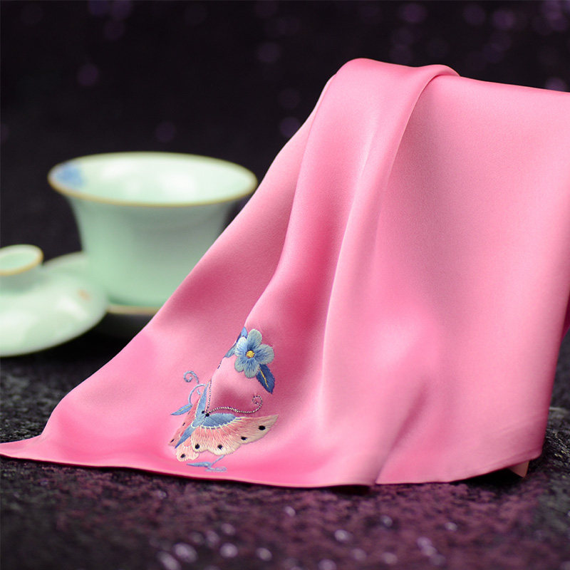 绣庄自销 节日送客户礼品实用手工刺绣真丝手帕女士文艺《梦蝶》