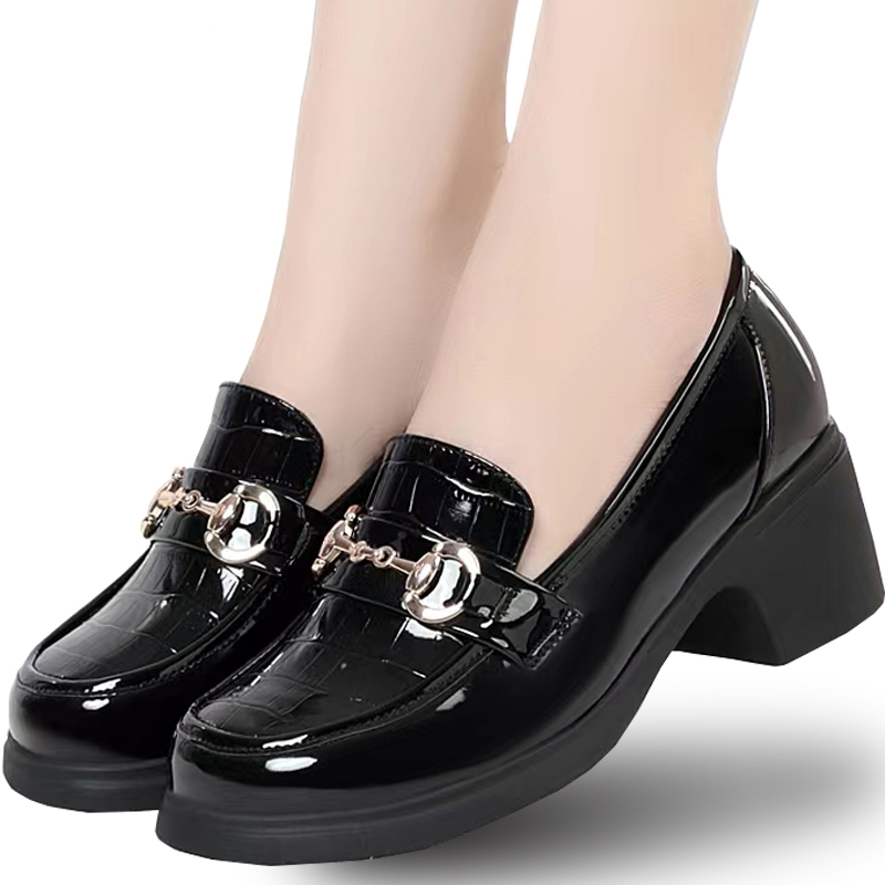 2025年女高跟乐福鞋粗跟软底真皮