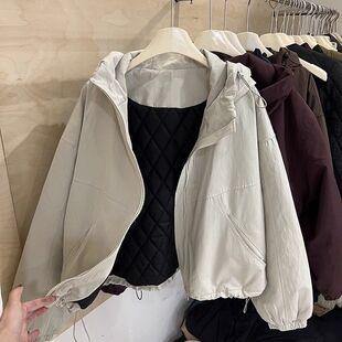 连帽夹棉冲锋衣外套冬季 宽松休闲女士安哥拉红上衣 2026年欧货短款