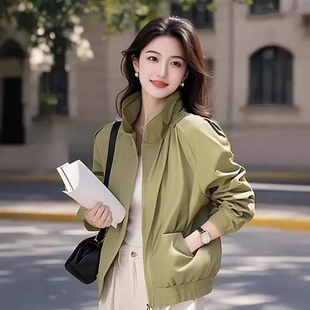 纯色系小香风绿色冲锋衣外套女高级感百搭短上衣 新款 2025春季 韩式