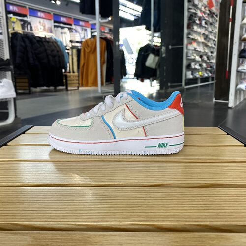 耐克Nike Air Force 1 LV8大童运动童鞋DO5854-100 DO5215 FN8912