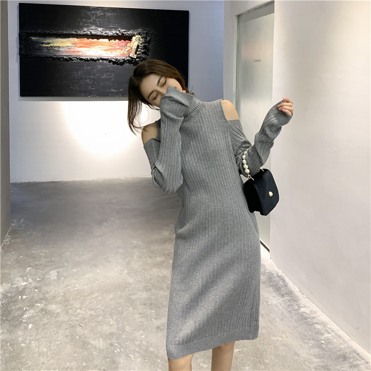 Real price off the shoulder knitted skirt autumn and winter design feeling light and ripe wind bottomed dress