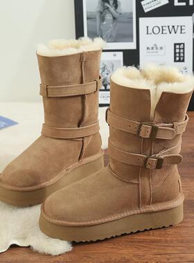 冬季女士羊皮毛一体雪地靴，厚底羊毛雪地靴