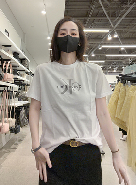 CK Calvin Klein女士夏季新款圆领纯棉舒适休闲印花短袖T恤CW610