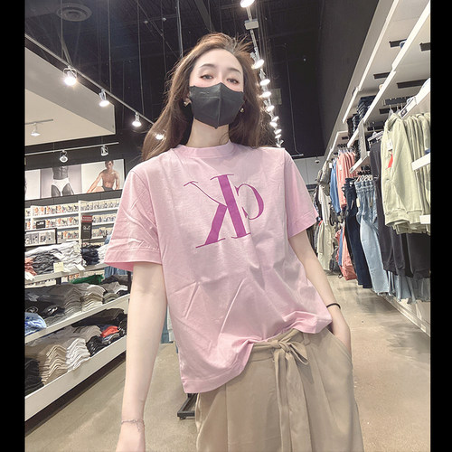 CK女士宽松舒适休闲印花短袖T恤