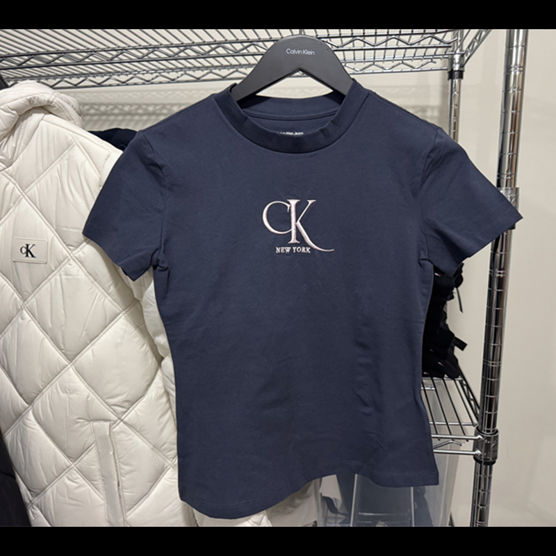 CK女士时尚休闲刺绣Logo短袖T恤