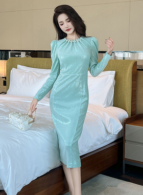 亮片年会晚礼服女高级感春秋季新款小众绿色丝绒包臀泡泡袖连衣裙