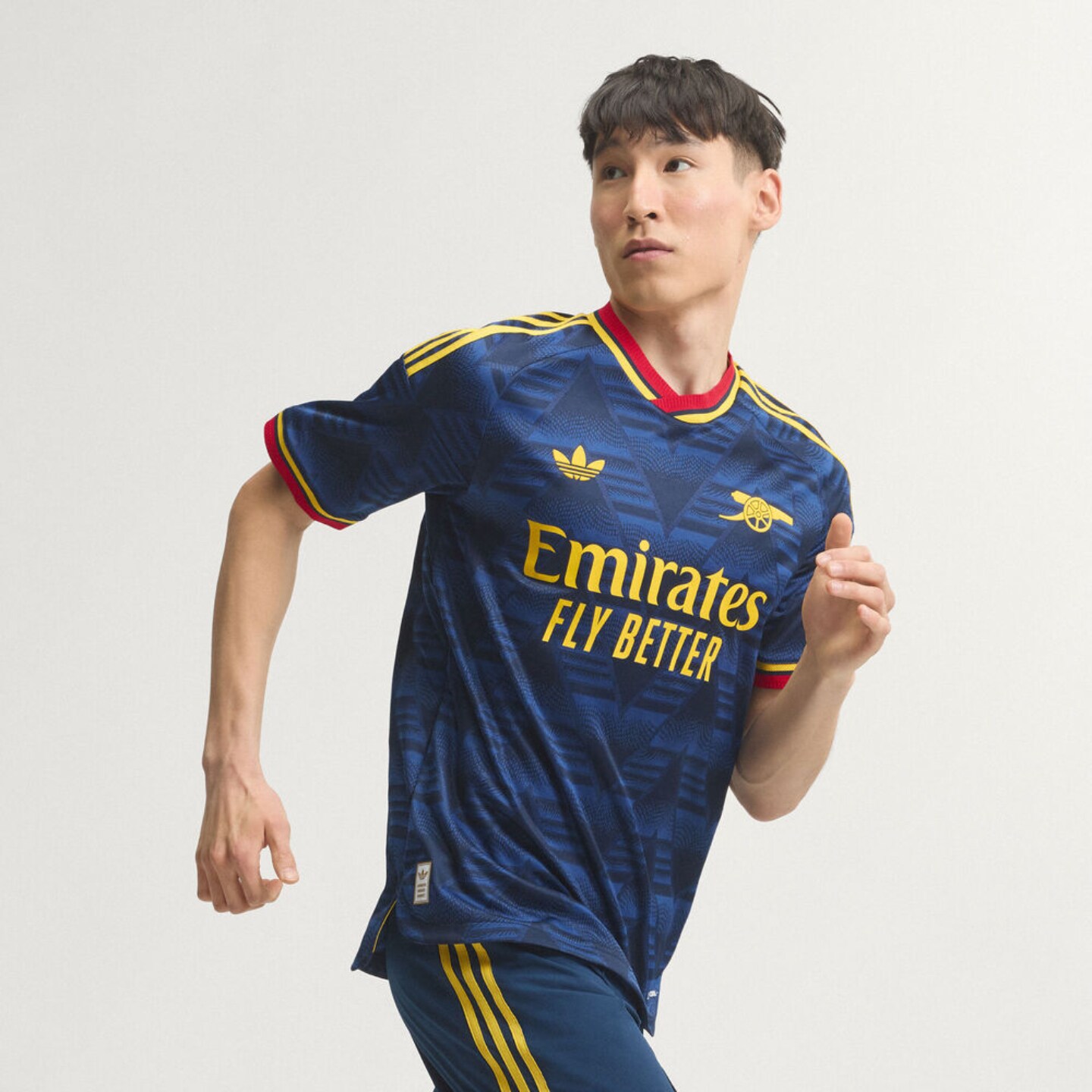 阿迪达斯阿森纳客场速干足球短袖