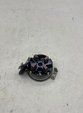 适用别克凯越1.5君越君威GL8宝骏560 730起动机电刷架碳刷