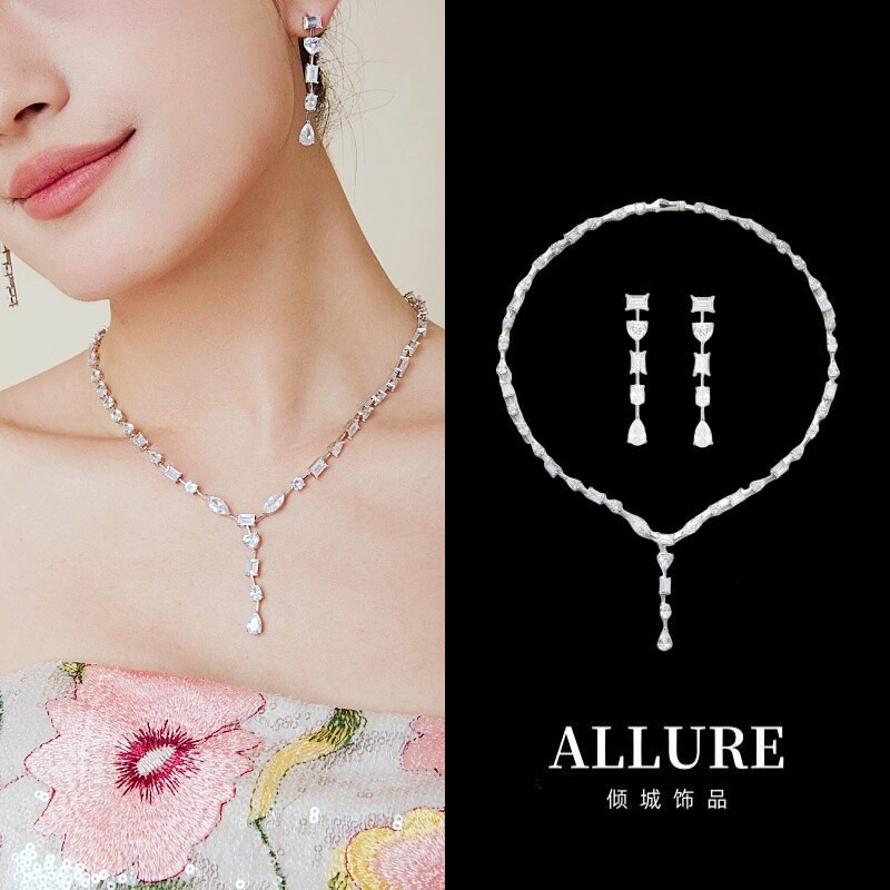 镀金女异形钻石项链耳坠套装