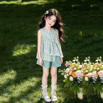 女童夏装套装2026新款童装小女孩儿童娃娃衫格子背心短裤两件套潮