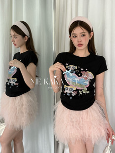 ME KAKAMEE夏新品卡通爱心飞天女警彩喷小版高弹力短袖T恤上衣女