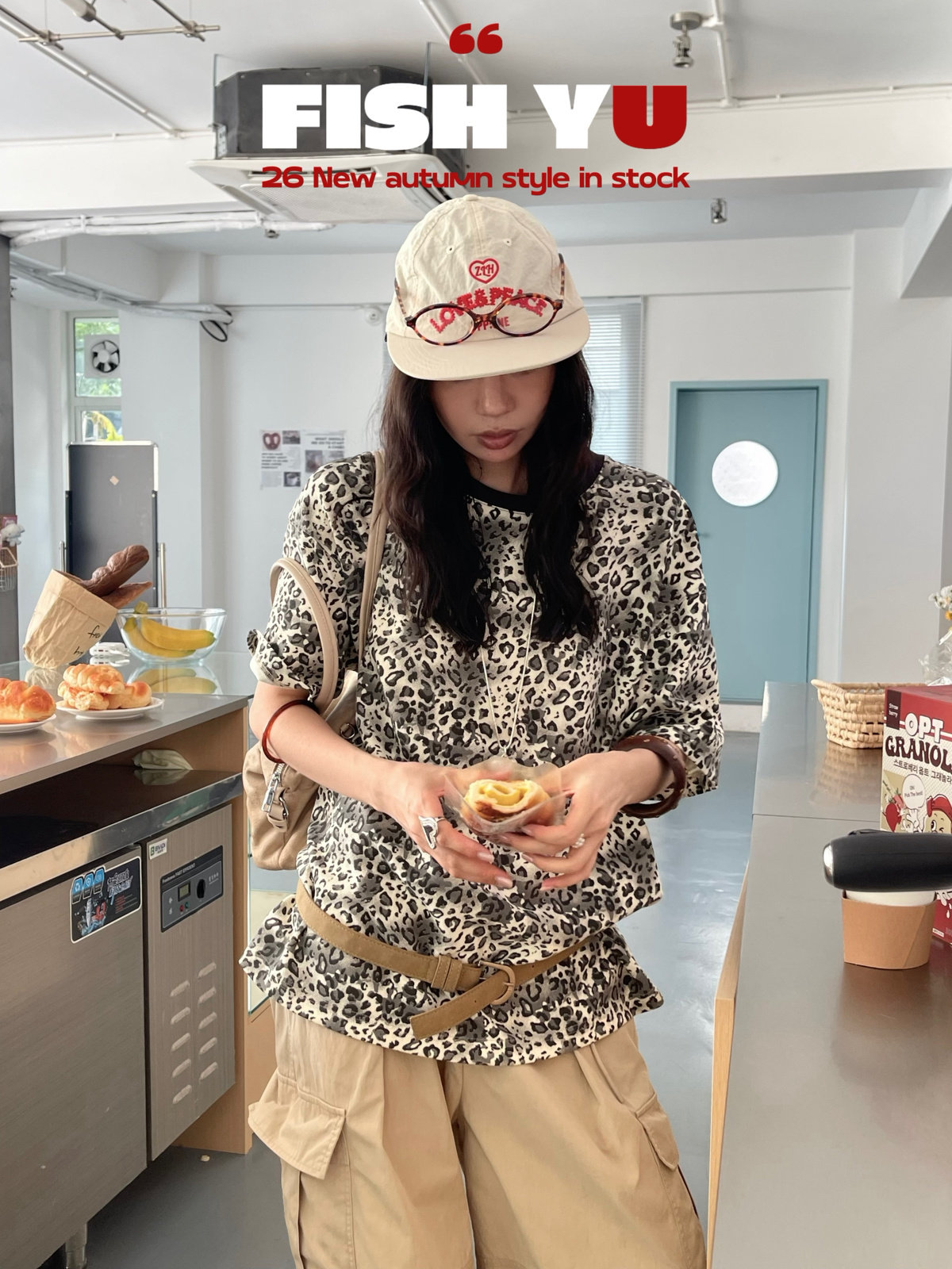 FISH YU美式老钱风双面尼小豹纹圆领宽松短袖T恤626582