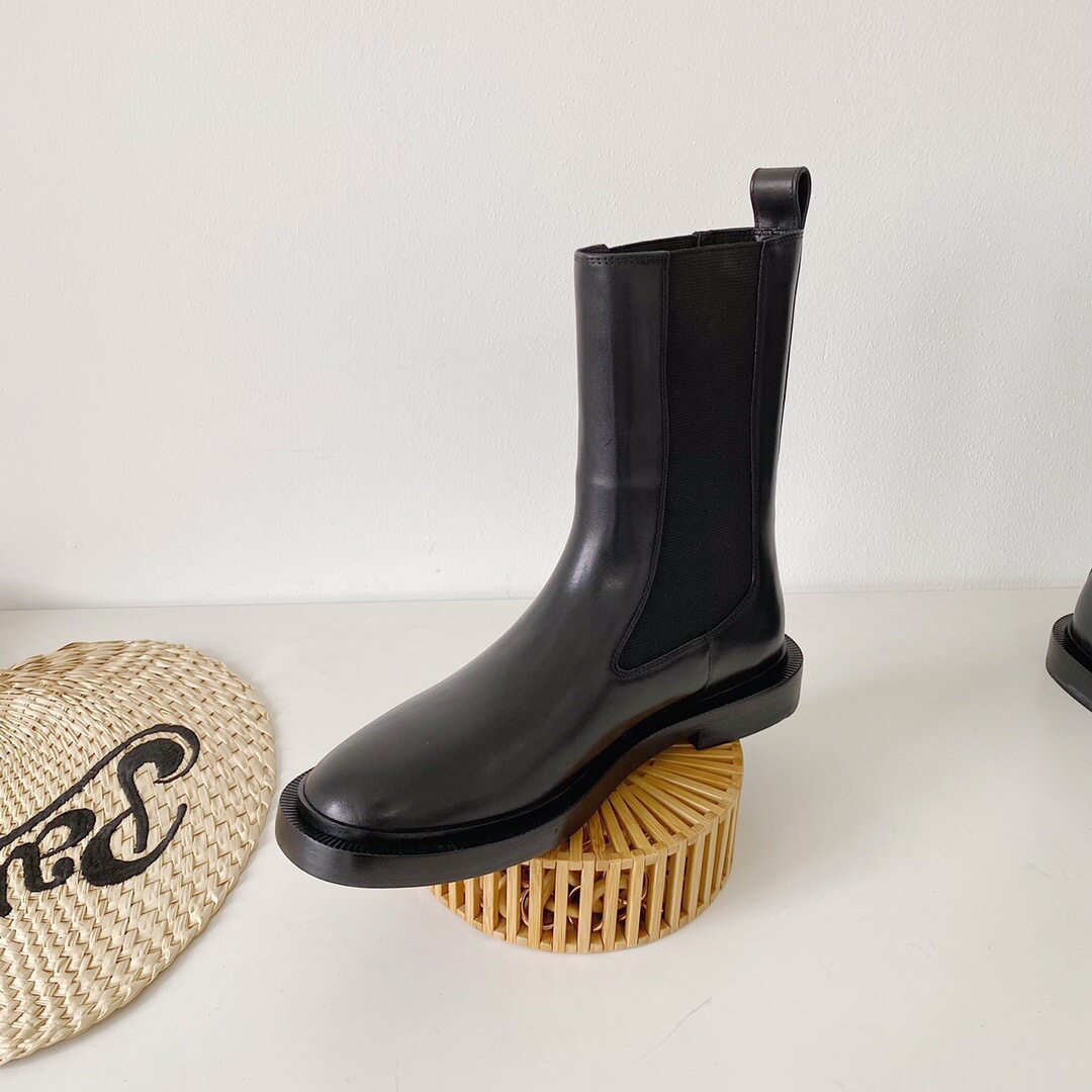 여성을위한 영국 스타일 라운드 발가락 첼시 짧은 부츠 2024 가을 겨울 새로운 굴뚝 부츠  가죽 마틴 부츠 여성 싱글 부츠