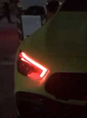 奔驰GT50 AMG GT190 W290柠檬黄日行灯黄金眼红色蓝色冰蓝紫色