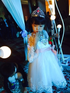 儿童皇冠头饰发箍可爱公主王冠三件套发饰生日帽派对帽礼物塑料