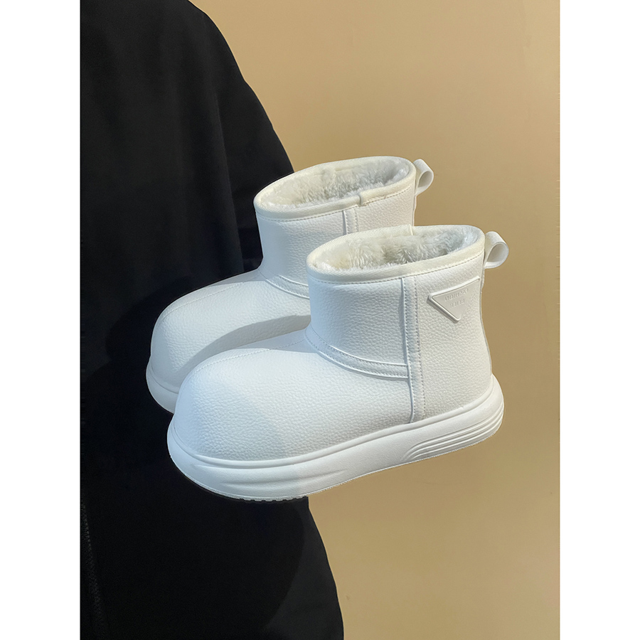 丑萌卡皮巴拉防水雪地靴女加绒加厚皮面冬天鞋子2025新款冬季棉鞋