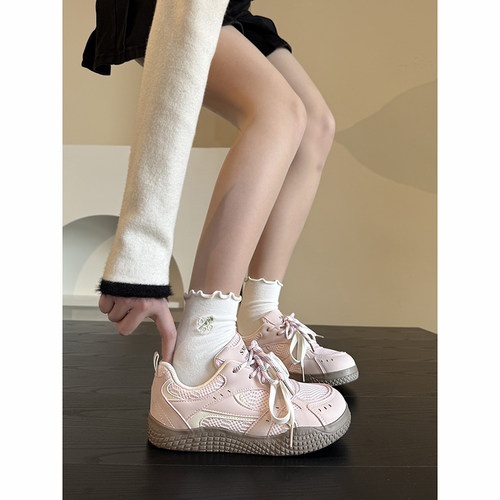 路十三小众设计板鞋女款百搭平底轻便学生软底鞋子2026超火小白鞋