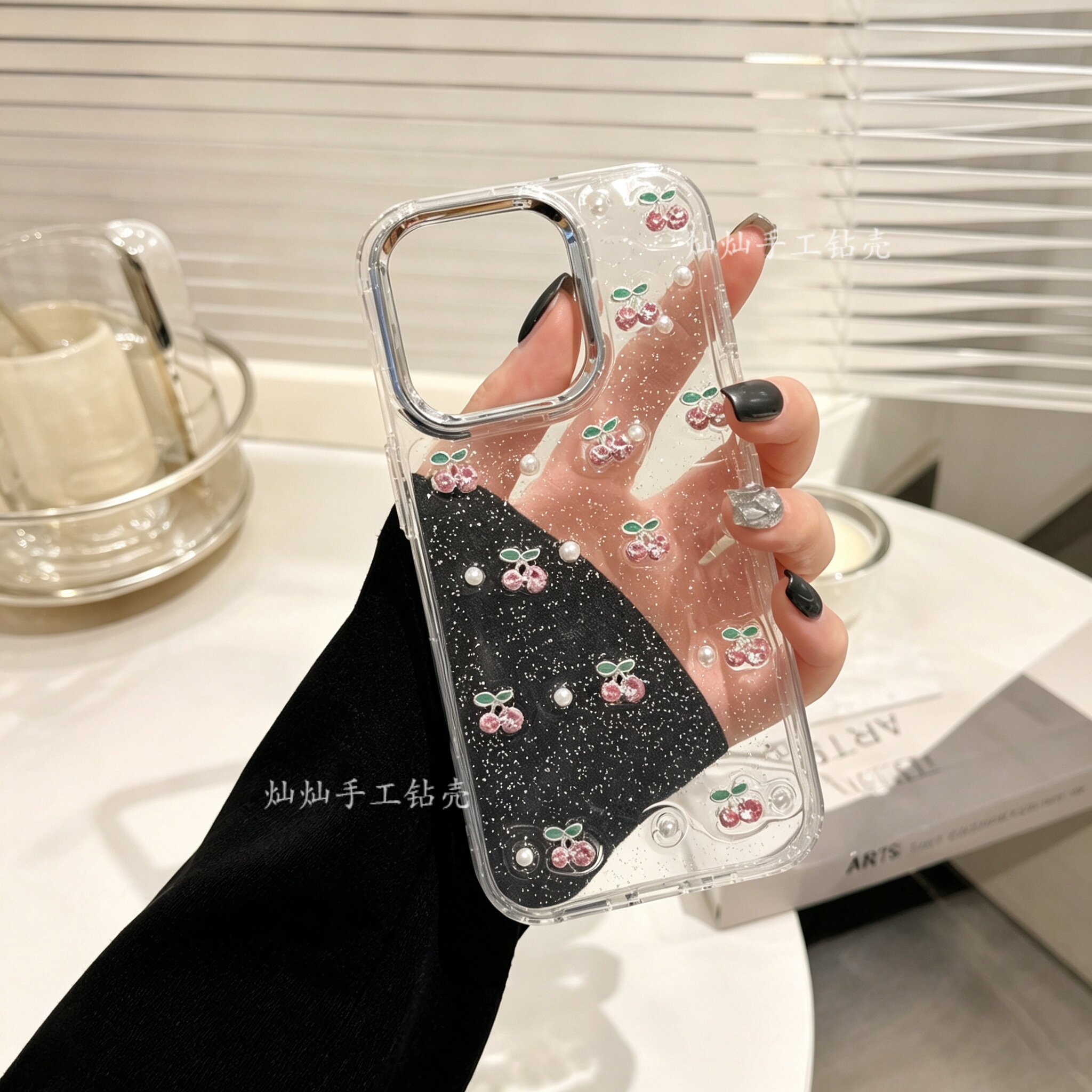iPhone手机壳闪亮苹果滴胶蝴蝶TPU透明防摔保护套彩色花朵创意