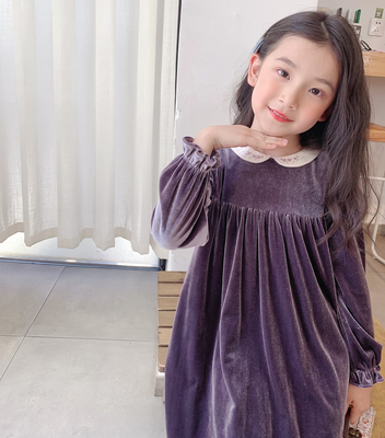 女丝绒礼服裙复古秋冬刺绣娃娃领