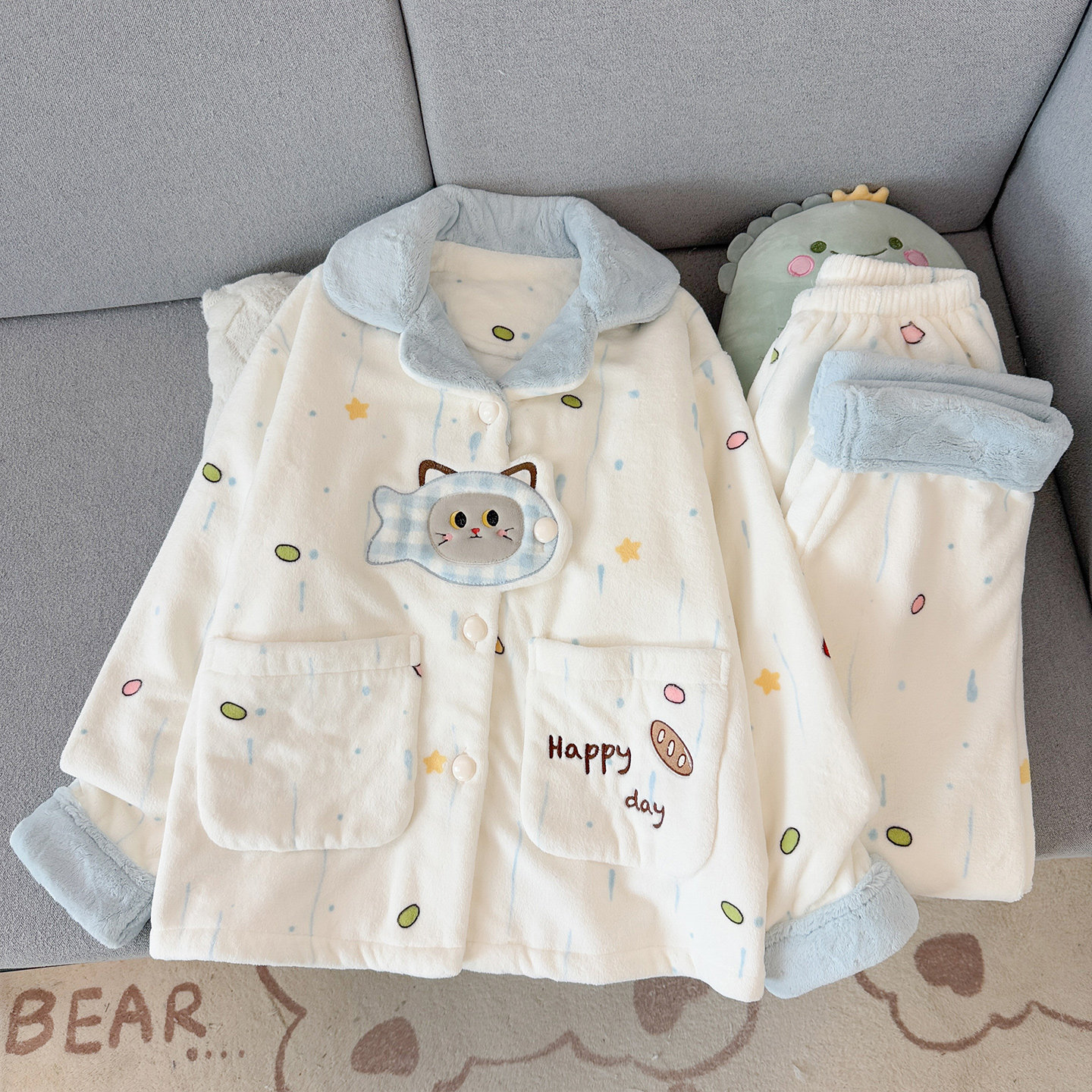 法兰绒睡衣女秋冬季新款可爱卡通珊瑚绒保暖长袖家居服套装可外穿