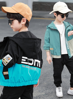 童装春款外套2024新款男童字母长袖连帽洋气夹克外套一件代发