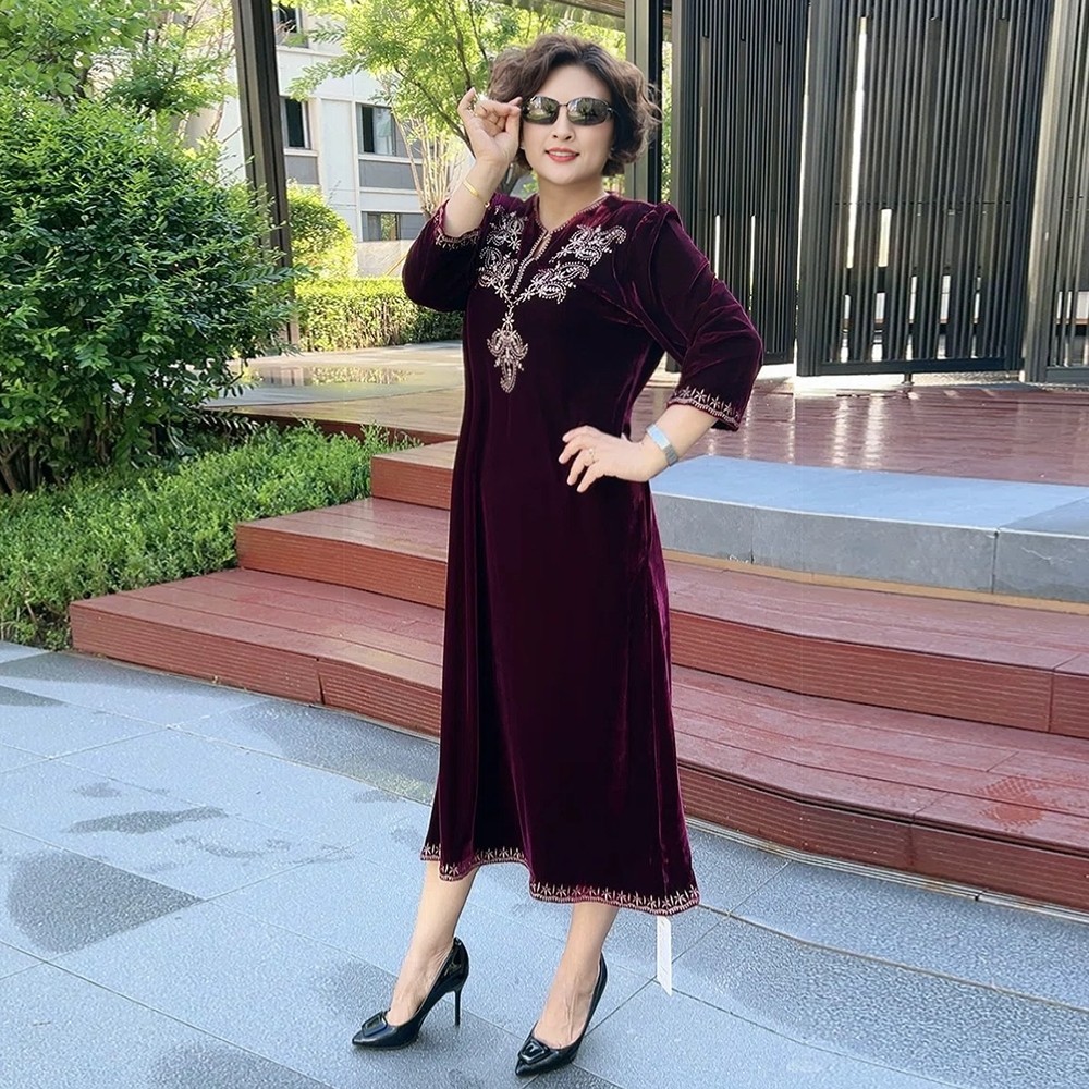 中老年女装高贵国风裙子新款高端秋装洋气妈妈真丝丝绒旗袍连衣裙