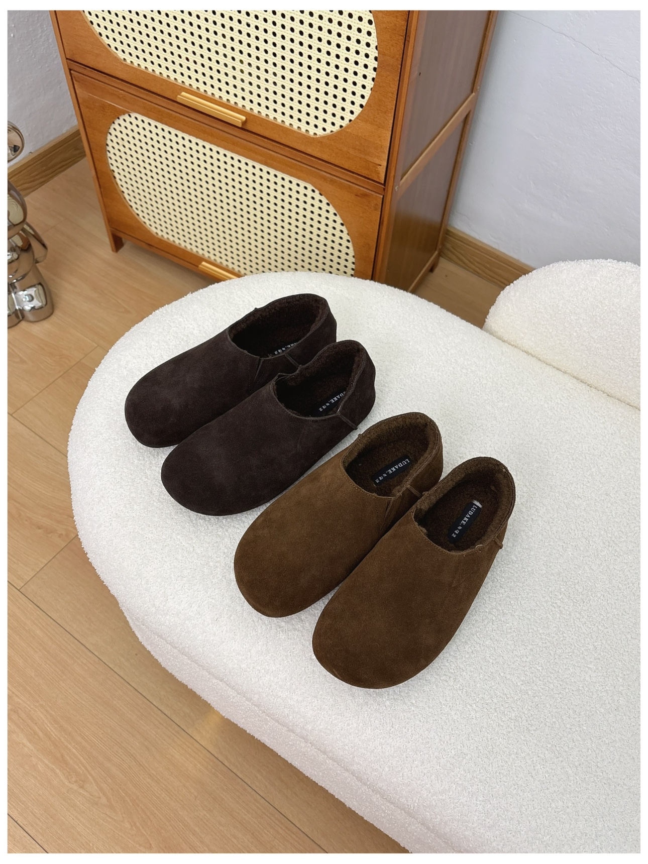 磨砂牛皮真皮平底勃肯鞋女冬款加绒保暖棉鞋一脚蹬懒人鞋毛毛鞋潮